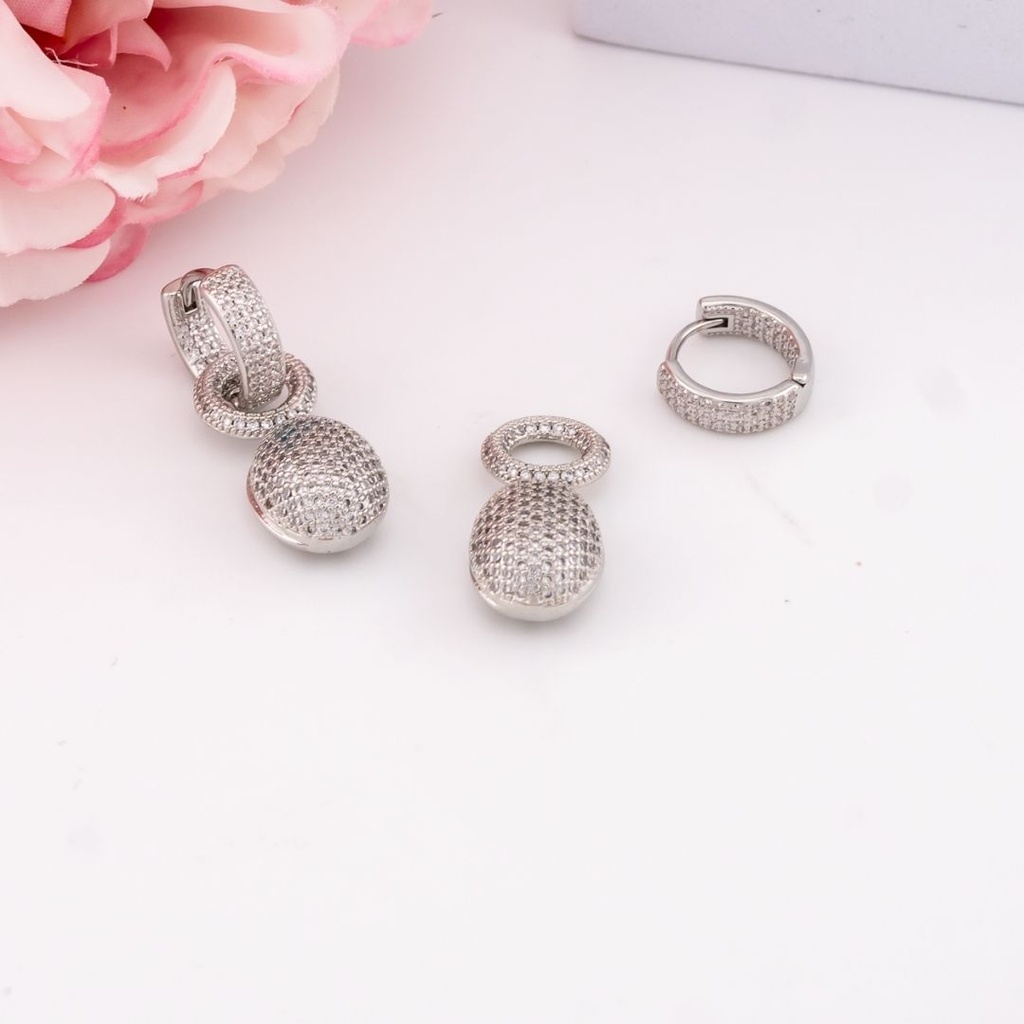 Aretes colgantes doble uso con zirconias baño 18k plateados