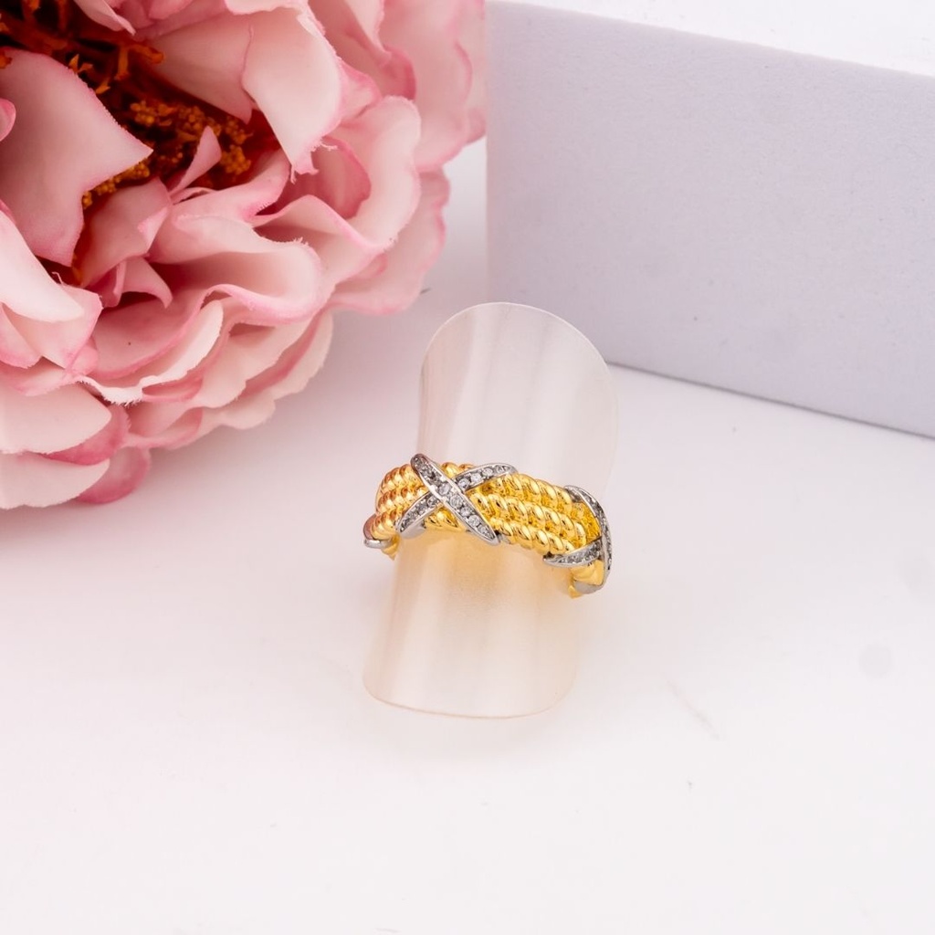 Anillo austable doble tono con zirconias baño 18k