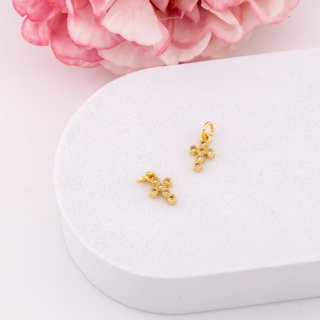 Dije de cruz con zirconias baño 18k