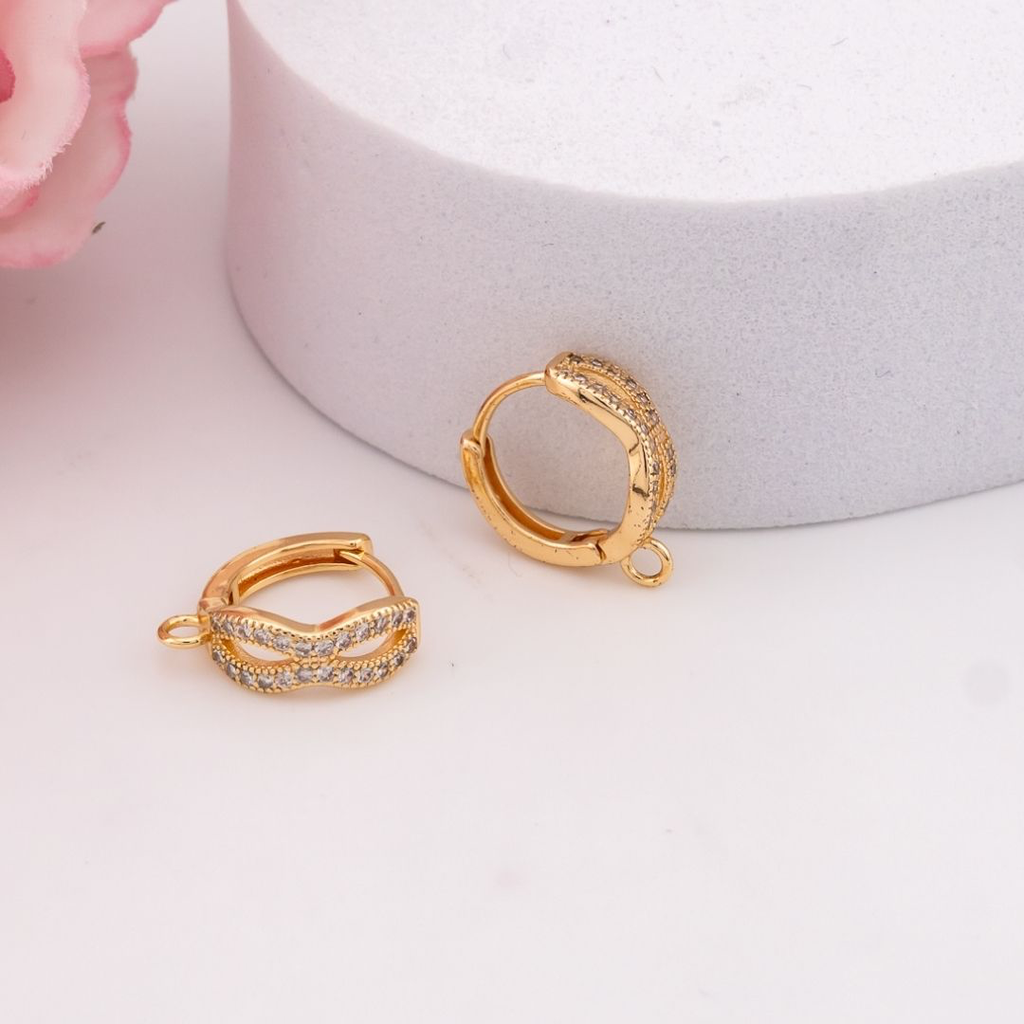 Patente de argolla con zirconias baño 18k