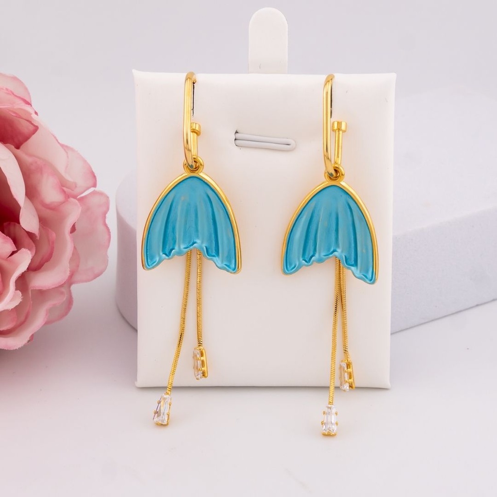 Aretes colgantes cola de sirena baño 18k
