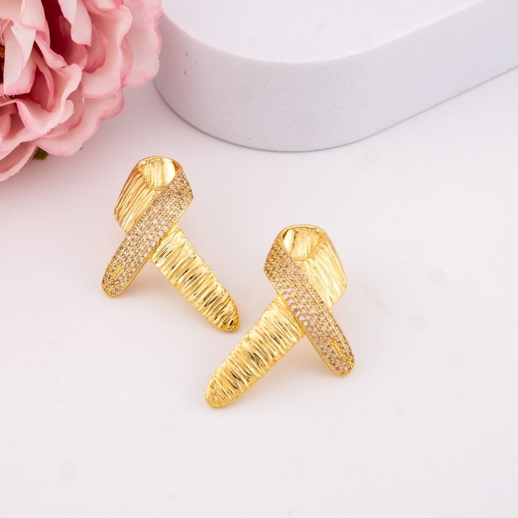 Aretes stud baño 18k