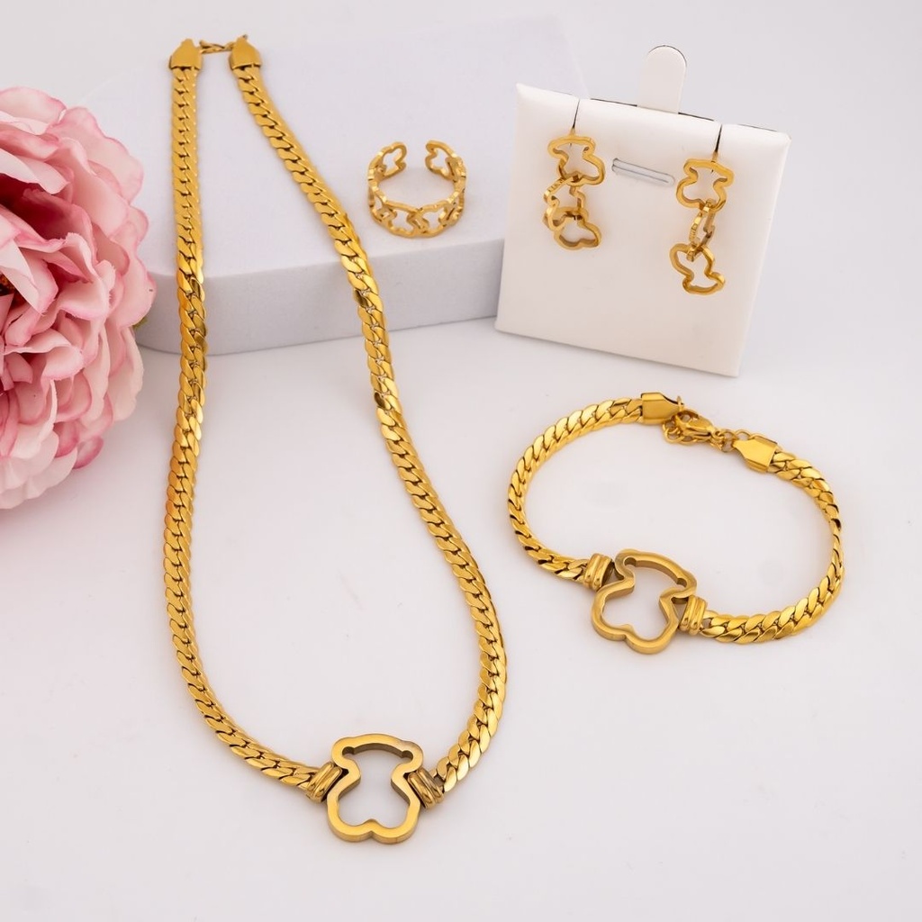 Set de collar, aretes, pulsera y anillo de osito en acero inoxidable