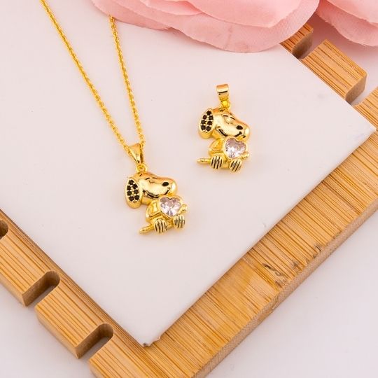 Dije de Snoopy con micropave