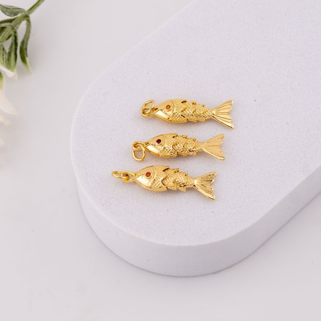 Dije de pez con baño 18k