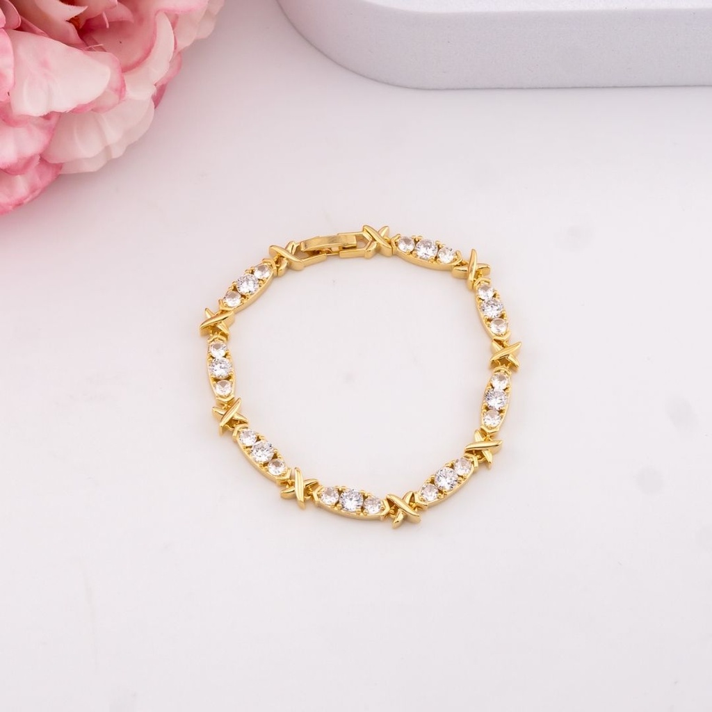 Pulsera con zirconias baño 18k