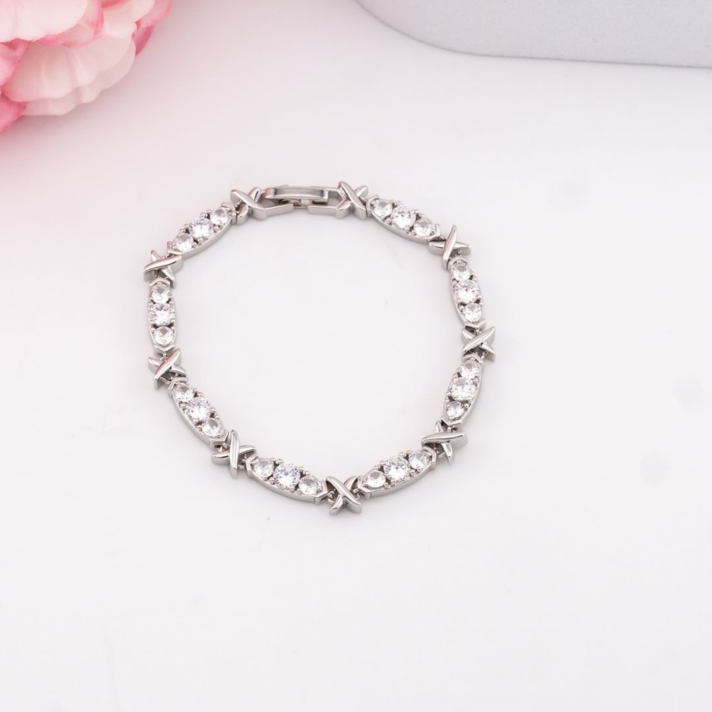 Pulsera con zirconias baño 18k plat