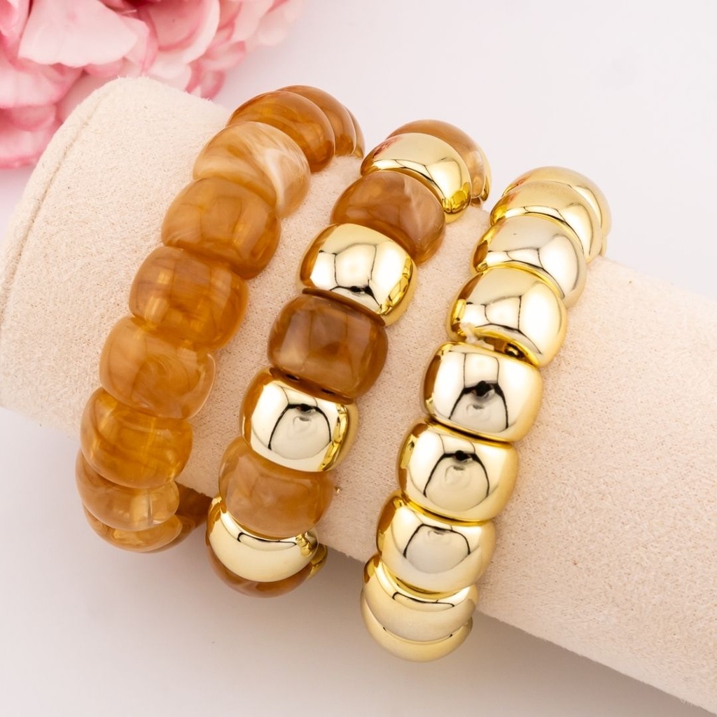 Set de 3 pulseras acrilicas baño 18k