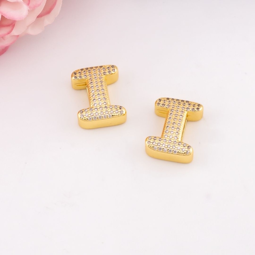 Separador de letras chunky con zirconias baño 18k
