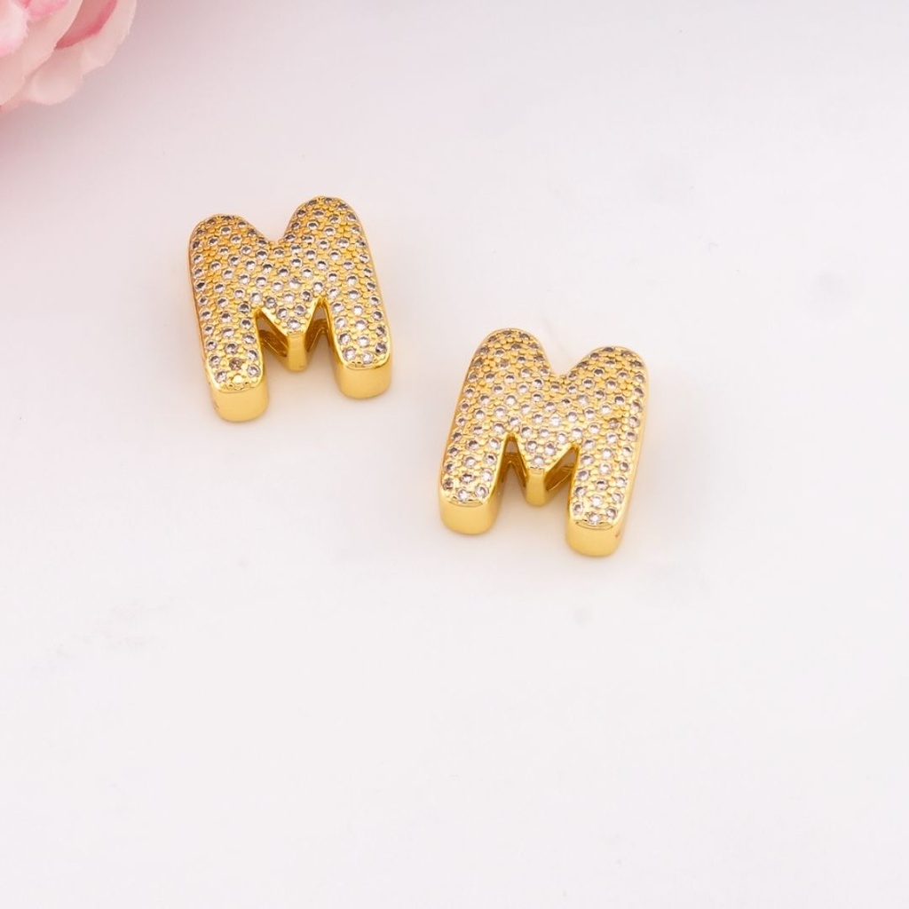 Separador de letras chunky con zirconias baño 18k