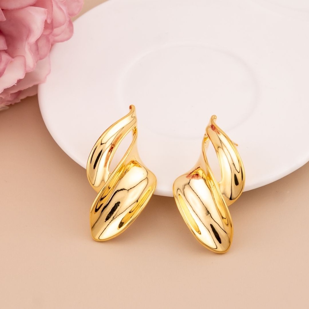 Aretes solidos baño 18k