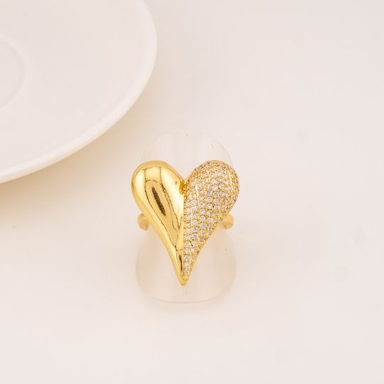Anillo ajustable de corazon con zirconias baño 18k