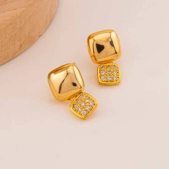 Aretes colgantes con zirconias baño 18k