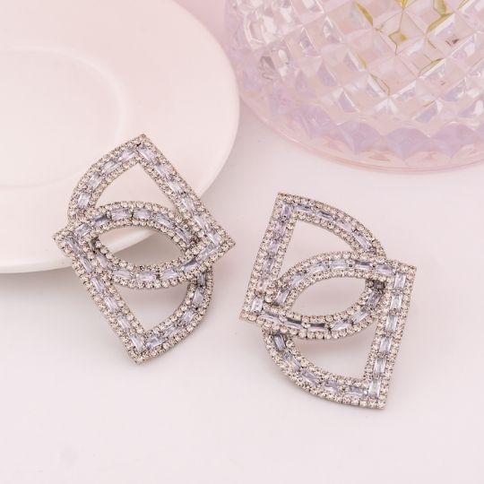 Aretes fancy con zirconias baño 18k plat