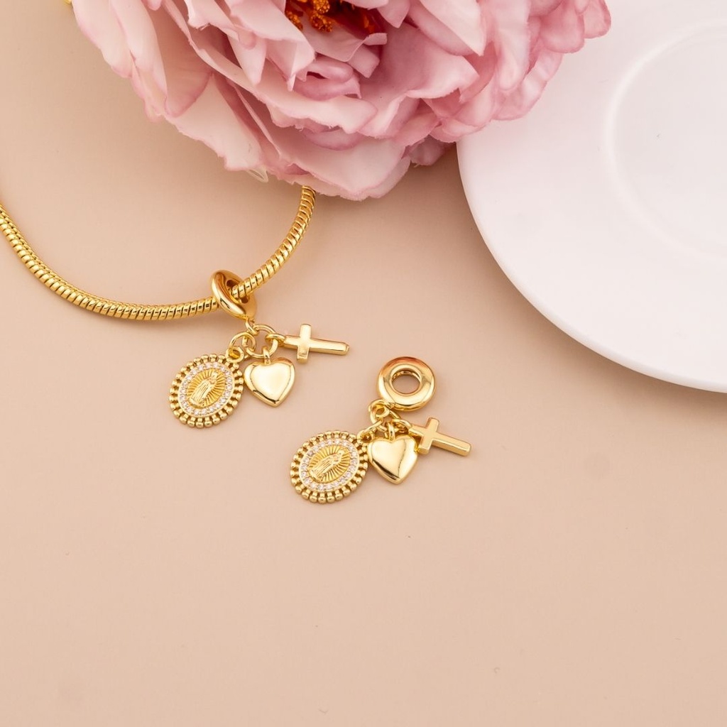 Charm de religioso baño 18k