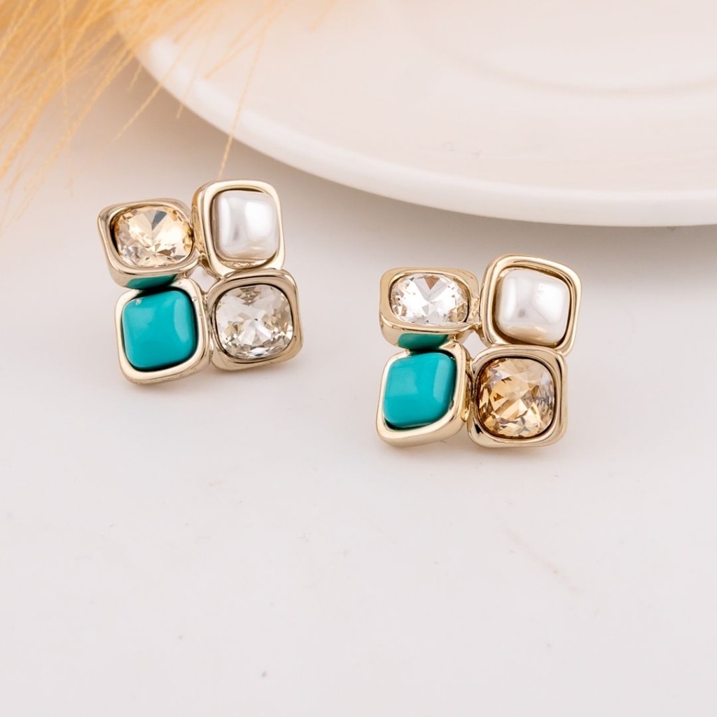 Aretes stud cuadrados con turqueza y zirconias baño 18k