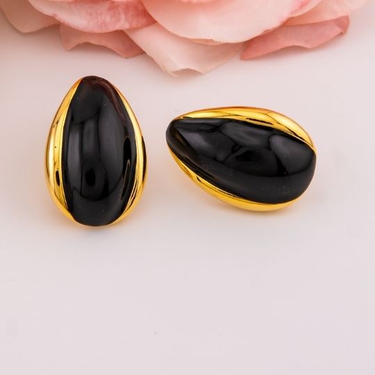 Aretes stud de gota esmaltados baño 18k