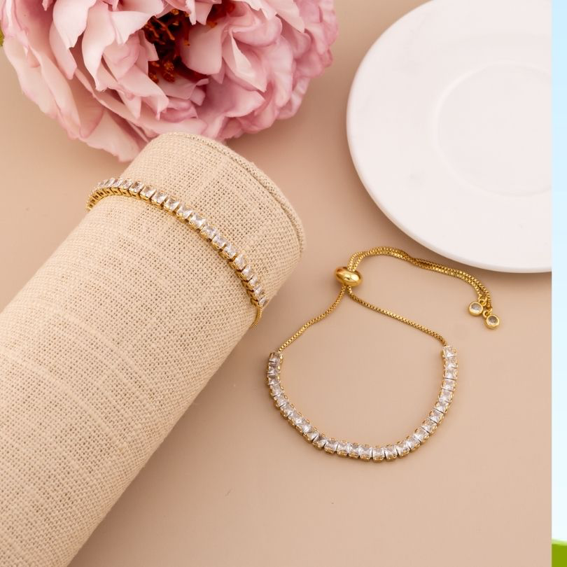 Pulsera ajustable con zirconias baño 18k