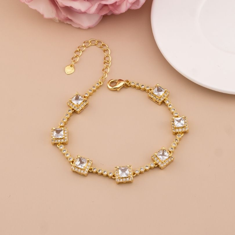 Pulsera ajustable con zirconias baño 18k