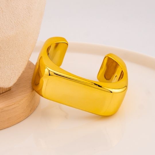 Brazalete cuadrado acrilico baño 18k