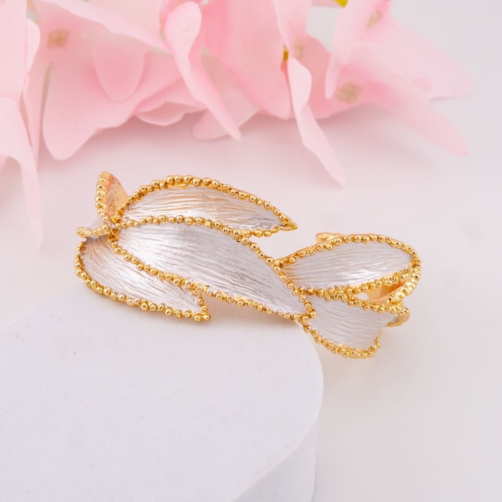 Brazalete de hojas baño 18k