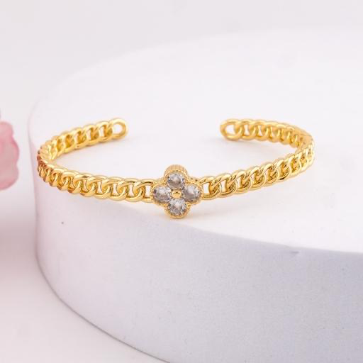 Brazalete de trebol con zirconias baño 18k