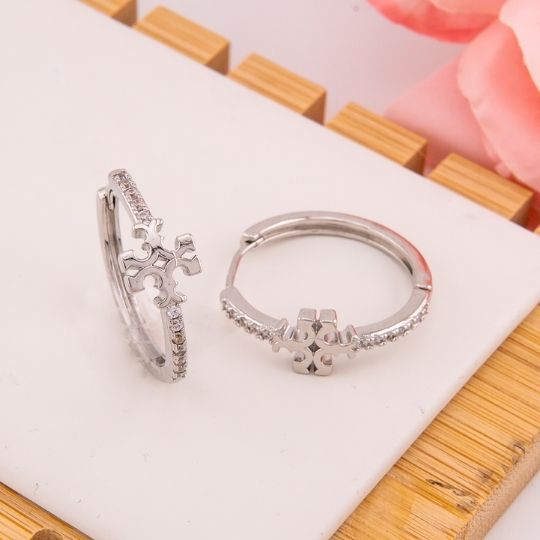 Argollas de marca con zirconias baño 18k