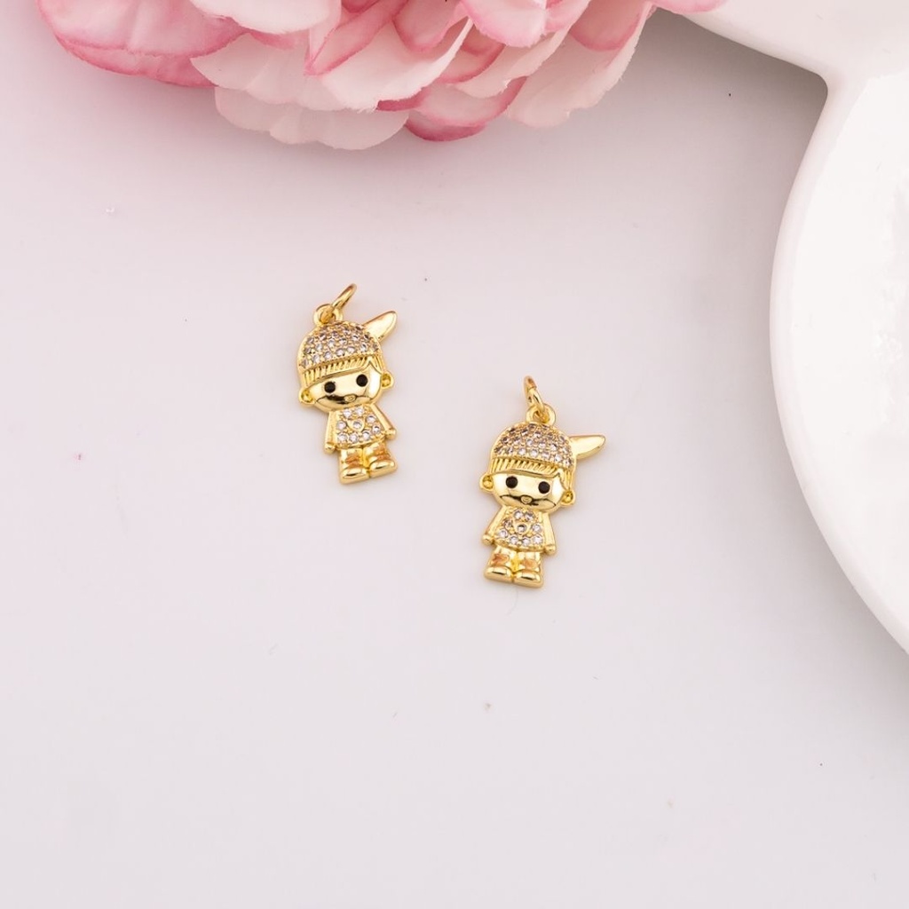 Dije de niño con zirconias baño 18k