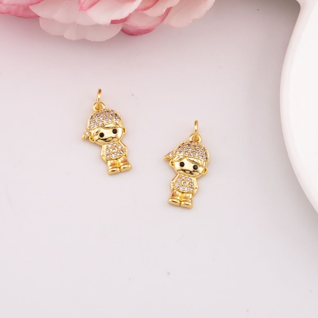 Dije de niño con zirconias baño 18k