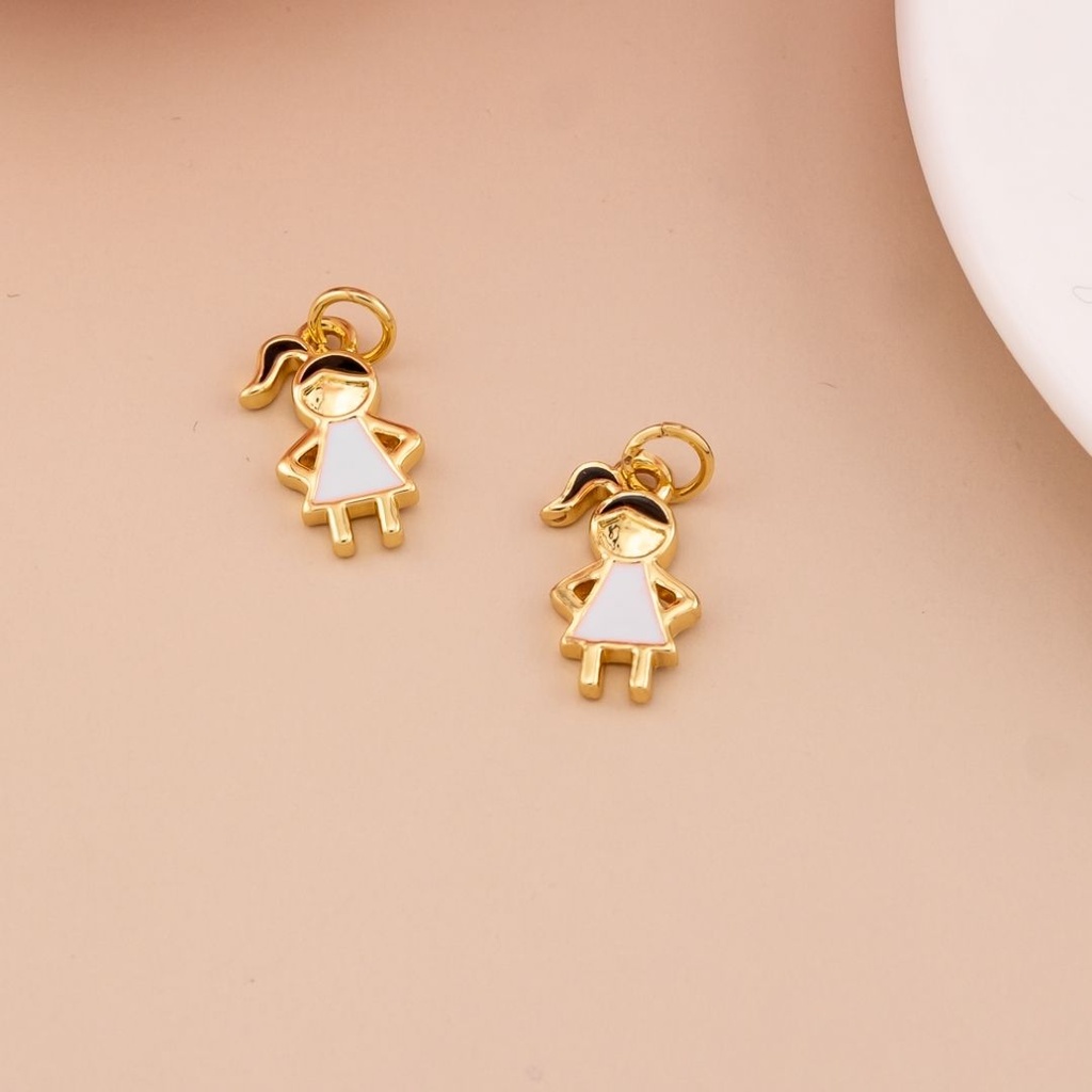 Dije de niña esmaltado baño 18k