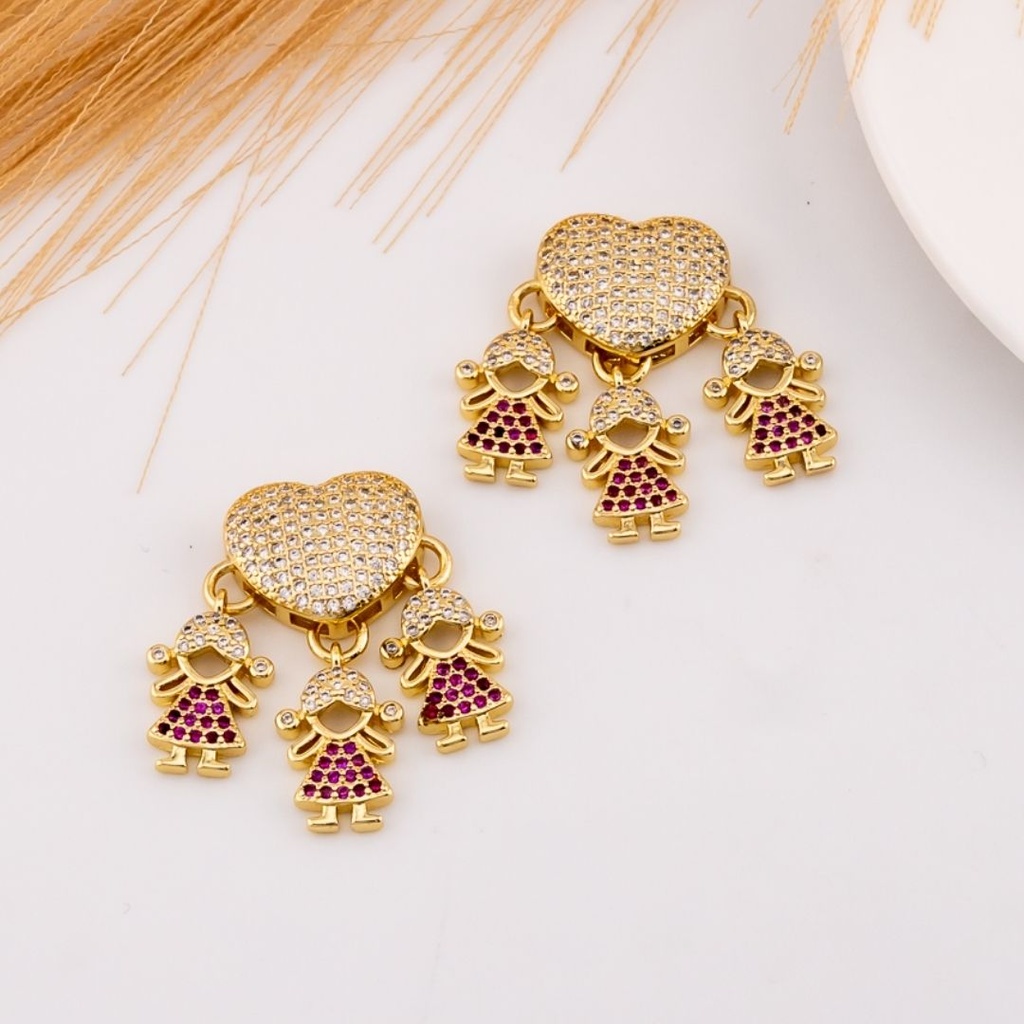 Dije de niñas con zirconias baño 18k