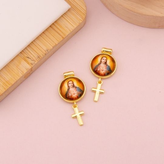 Dije medalla religiosa con colgante de cruz baño 18k