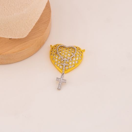 Dije religioso de corazon con colgante en micropave