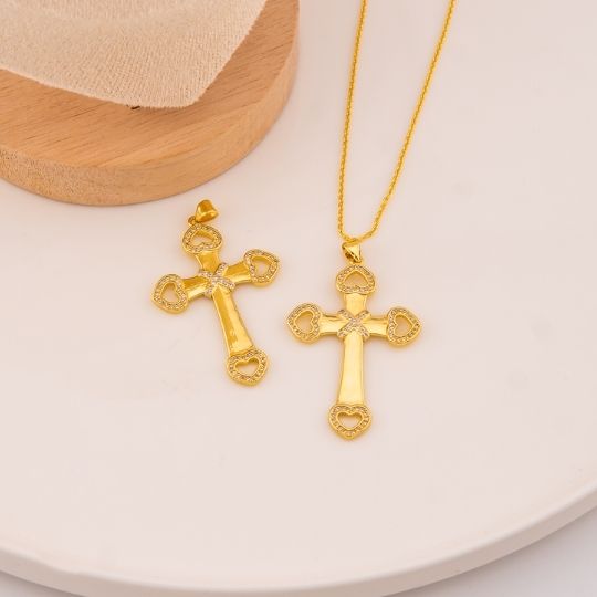 Dije religioso de cruz en micropave