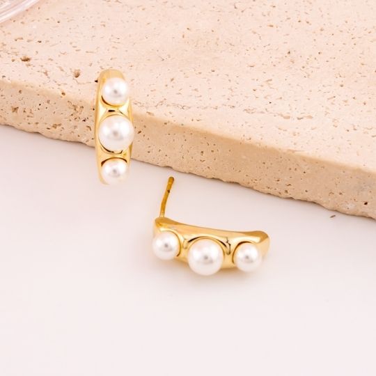 Argollas con perlas baño 18k