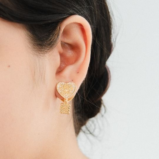 Aretes colgante de marca baño 18k