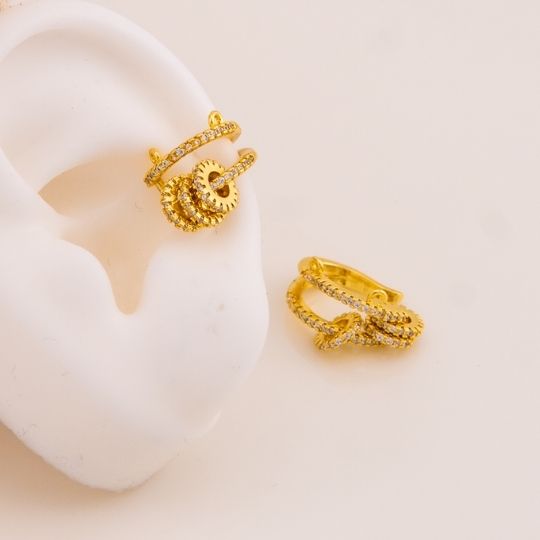 Earcuff con zirconias baño 18k