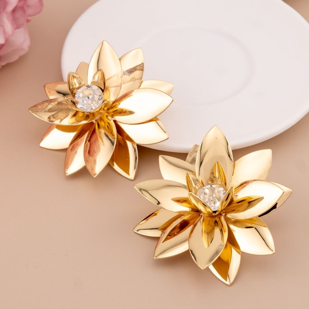 Aretes de flor baño 18k