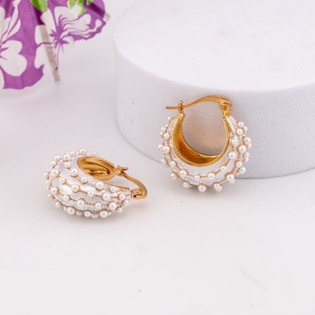 Argollas esmaltadas con perlas baño 18k