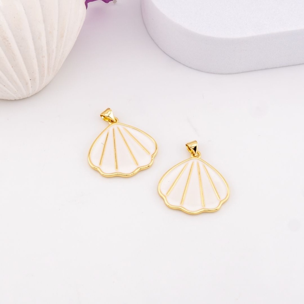 Dije almeja esmaltado baño 18k blanco