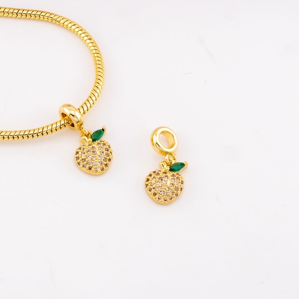 Charm de fruta baño 18k