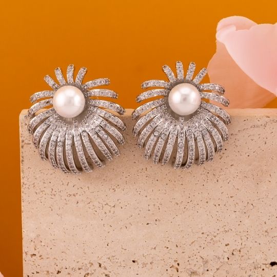 Aretes con zirconias y perlas baño 18k plat