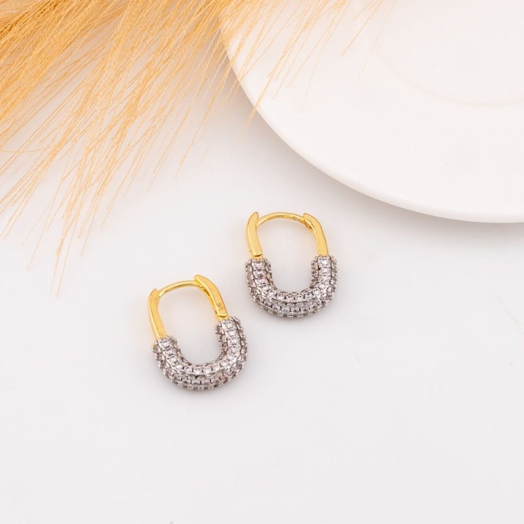 Argollas con zirconias baño 18k