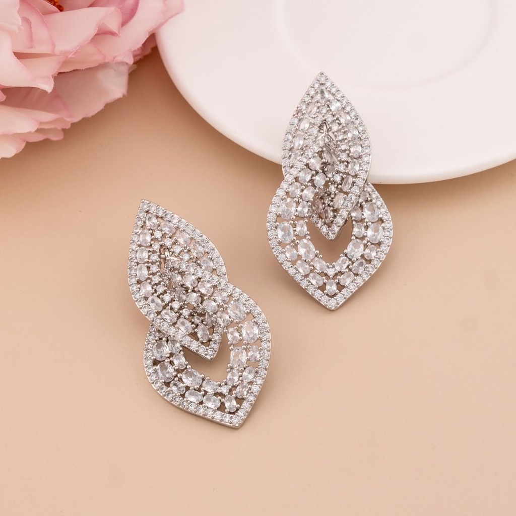 Aretes con zirconias baño 18k plat