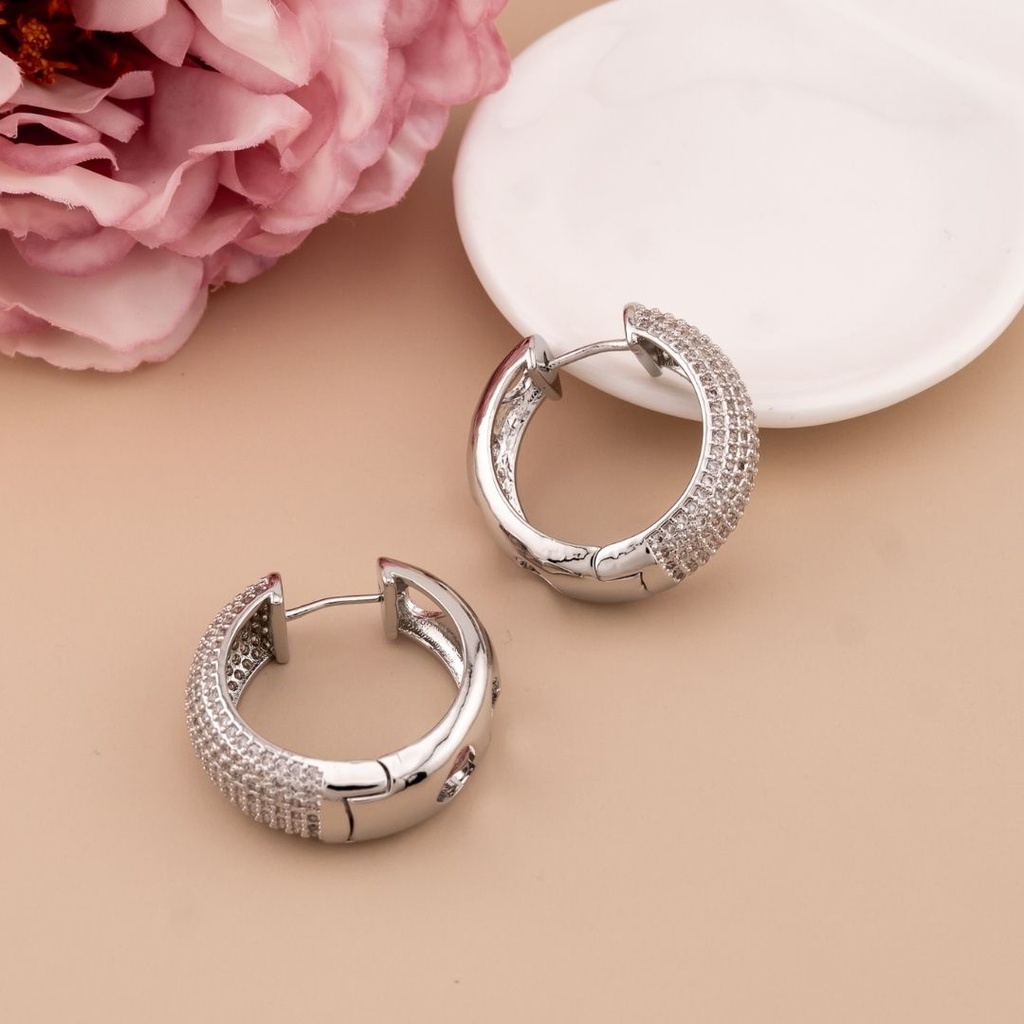 Argolla chunky con zirconias baño 18k plat