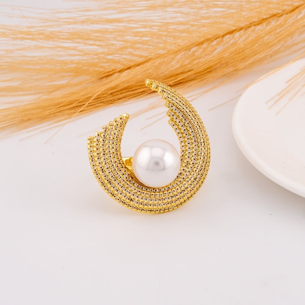Anillo media luna con perlas y zirconias baño 18k