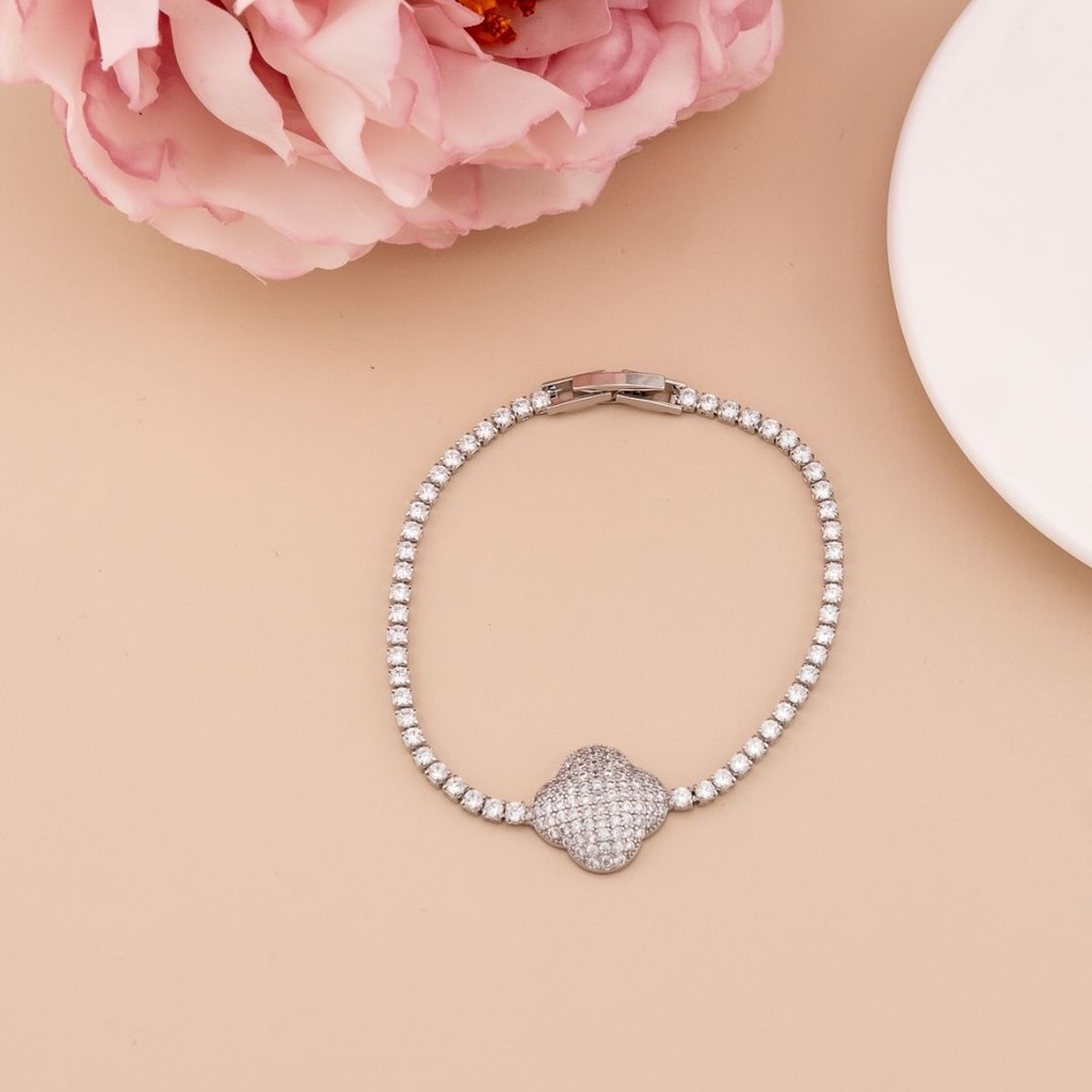 Pulsera de trebol con zirconias baño 18k plat