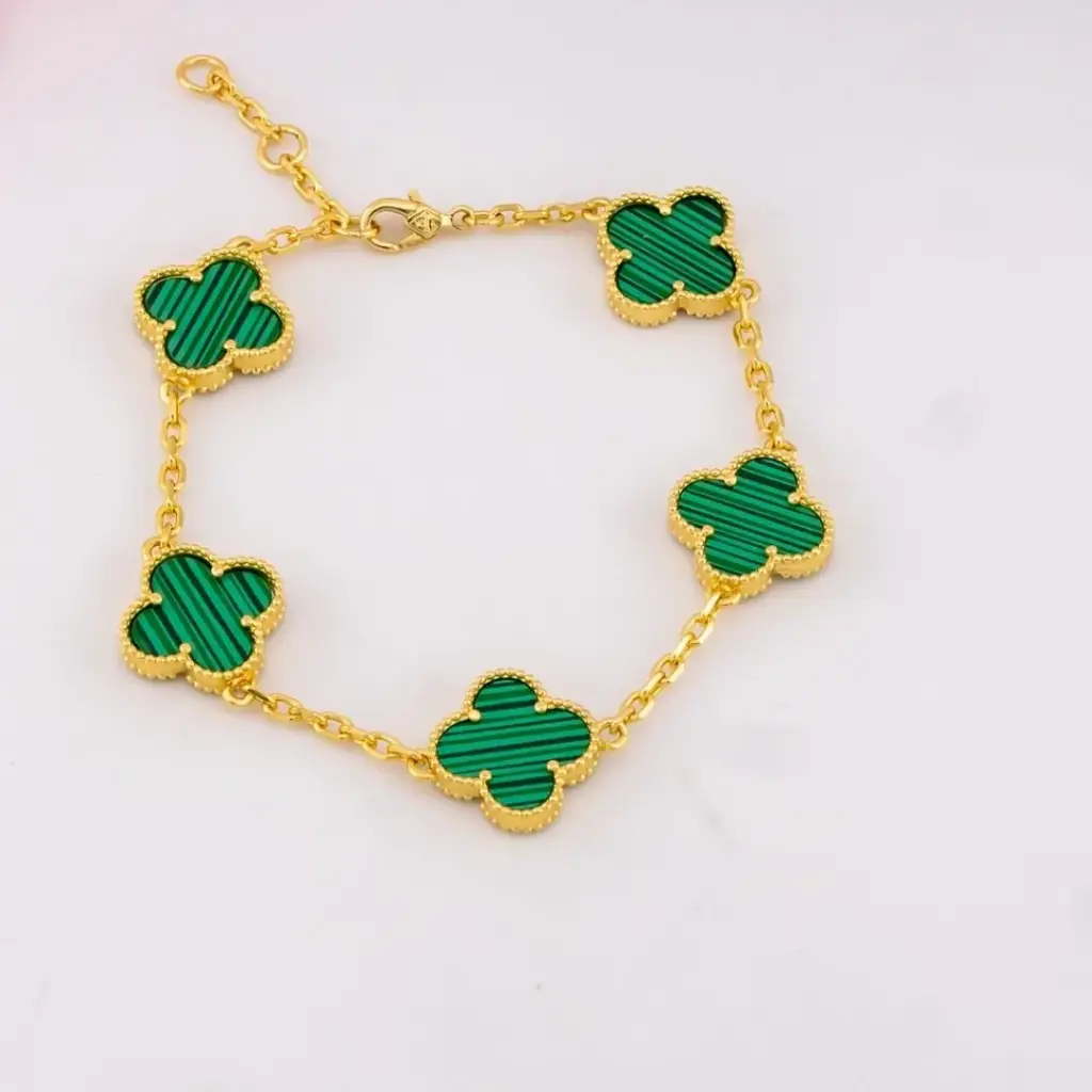 Pulsera de trebol baño 18k