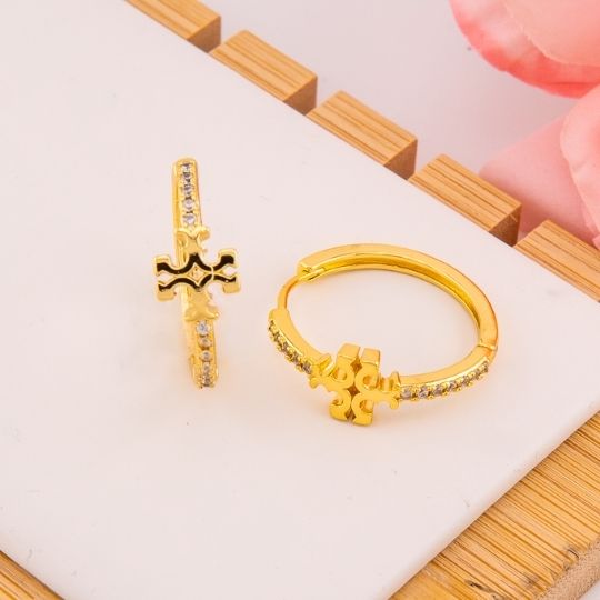 Argollas de marca con zirconias baño 18k