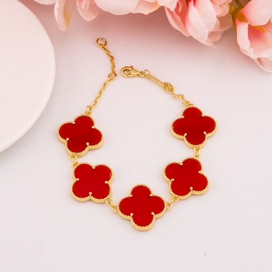 Pulsera chunky de trebol baño 18k rojo